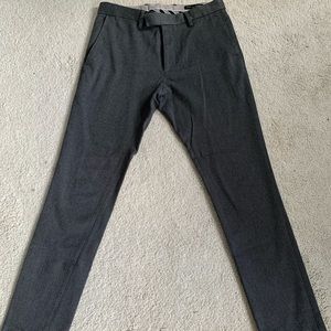 Sharp Banana Republic herringbone 30x32 trouser